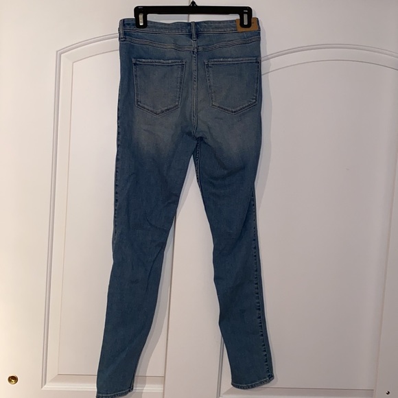 Abercrombie jeans - Picture 2 of 3